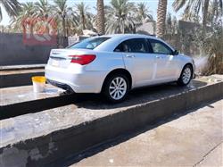 Chrysler 200